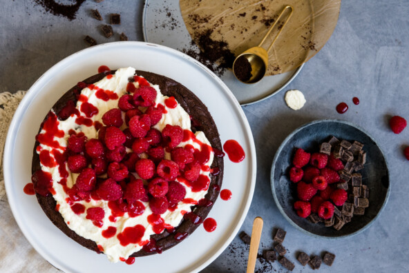 flourless chocolate cake, halloween, raspberry coulis
