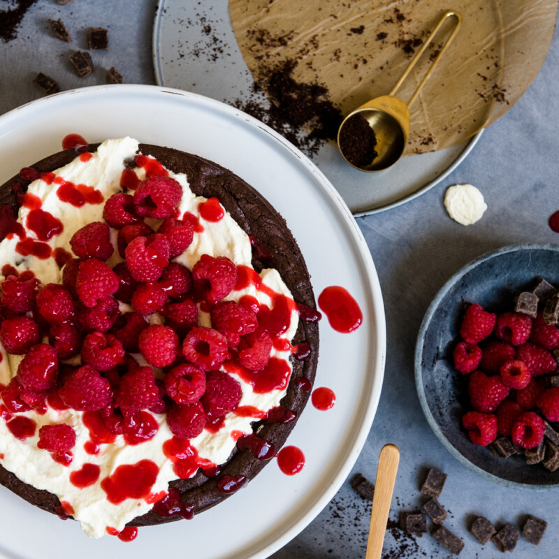 flourless chocolate cake, halloween, raspberry coulis