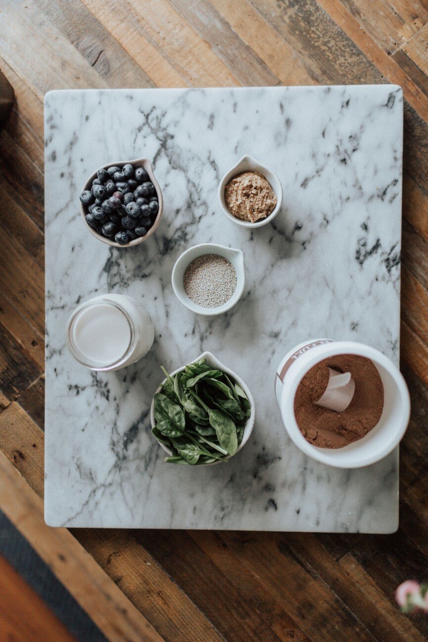 Kelly LeVeque protein smoothie ingredients