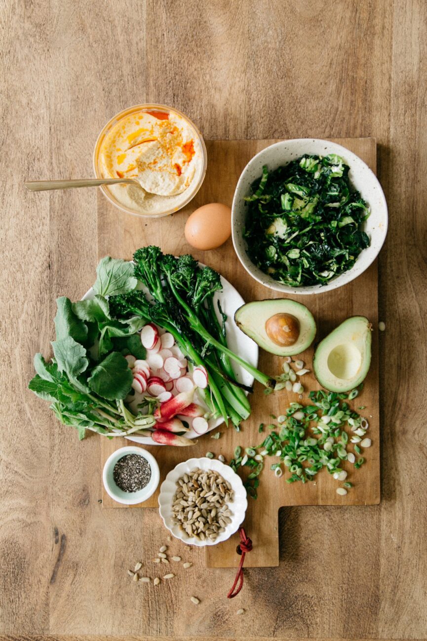 hummus, greens, and avo bowl ingredients_hummus greens bowl