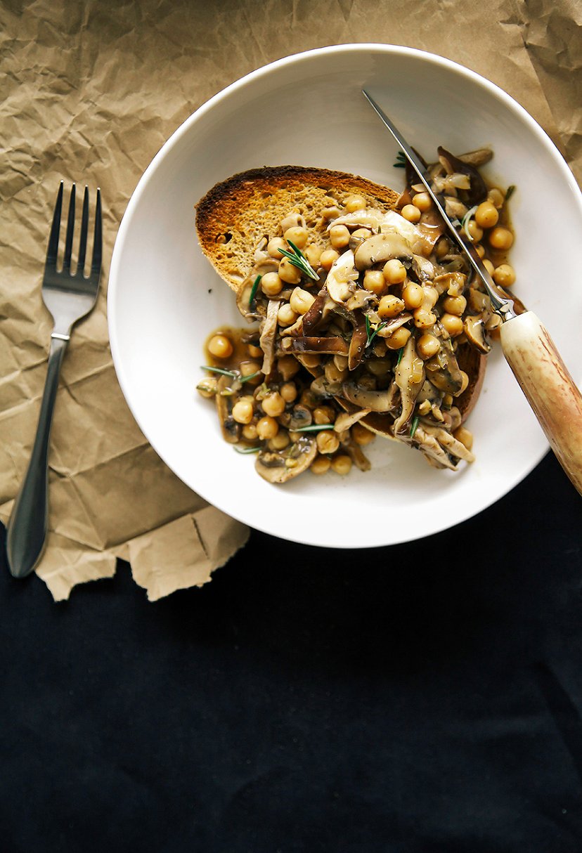 our 10 favorite recipes to make with a can of chickpeas