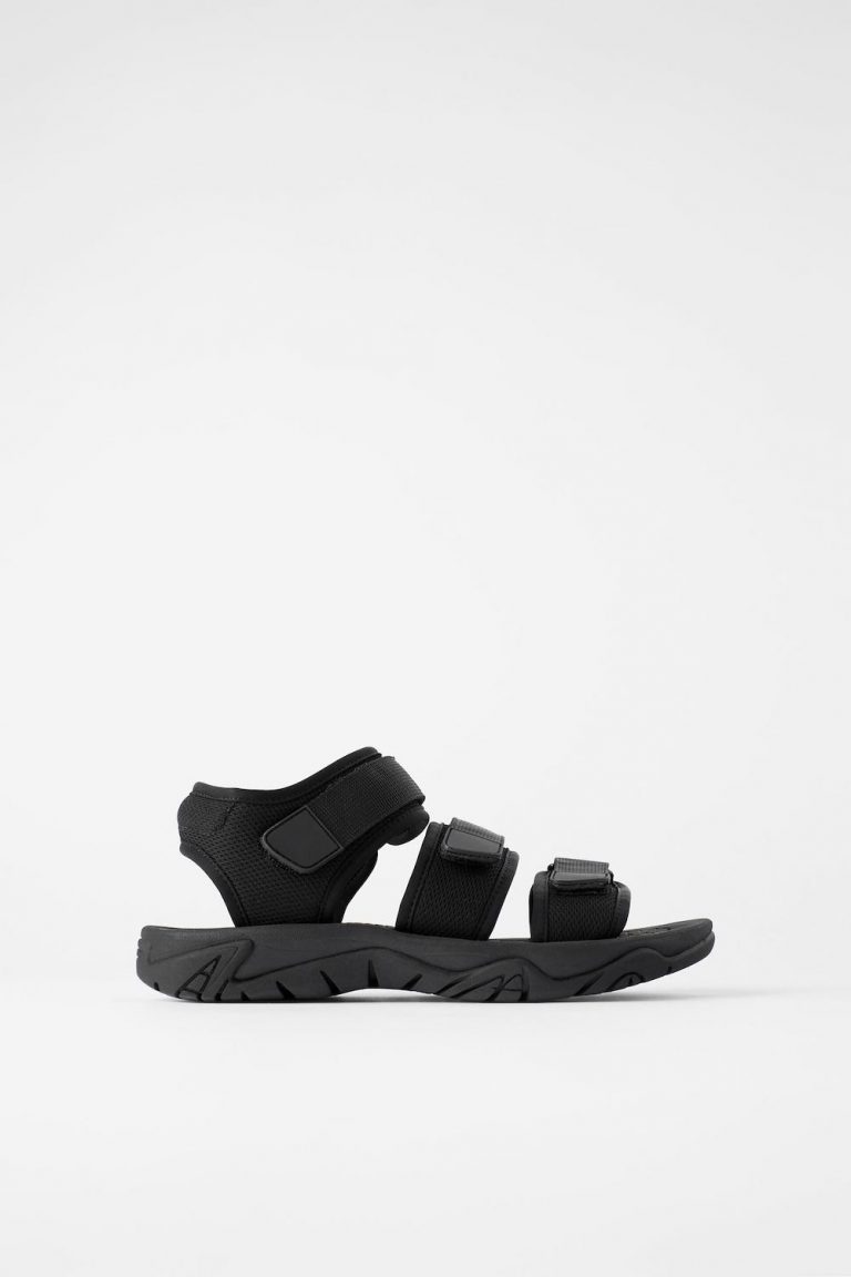 These Utilitarian Sandals Prove That The 90's Are Back - Camille Styles