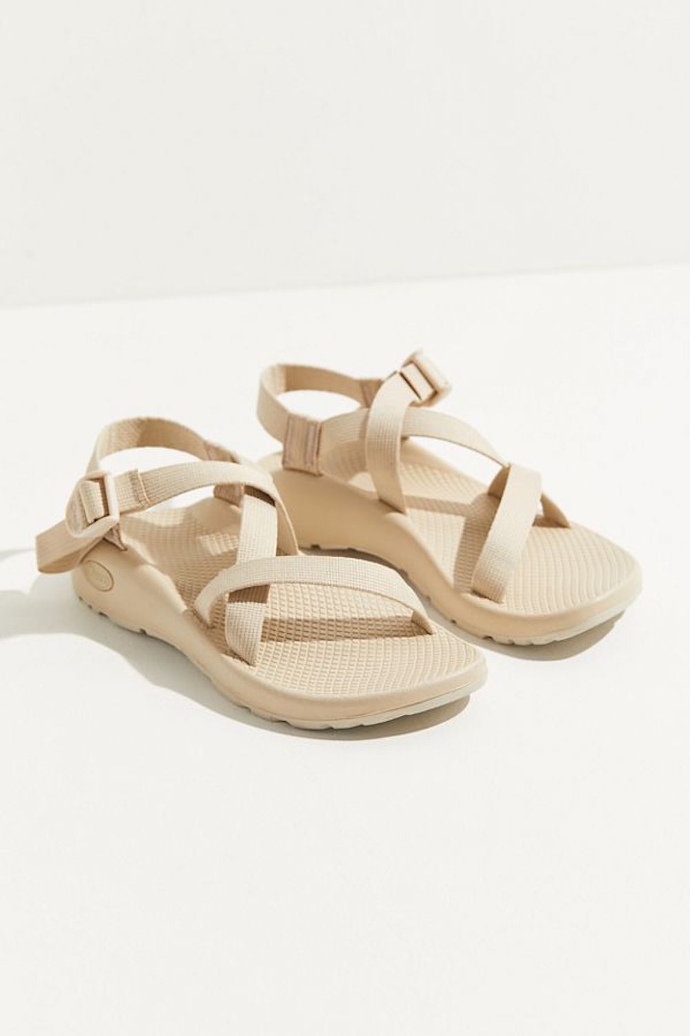 These Utilitarian Sandals Prove That The 90's Are Back - Camille Styles