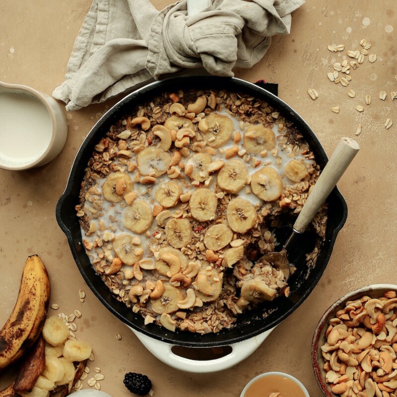 banana cashew baked oatmeal