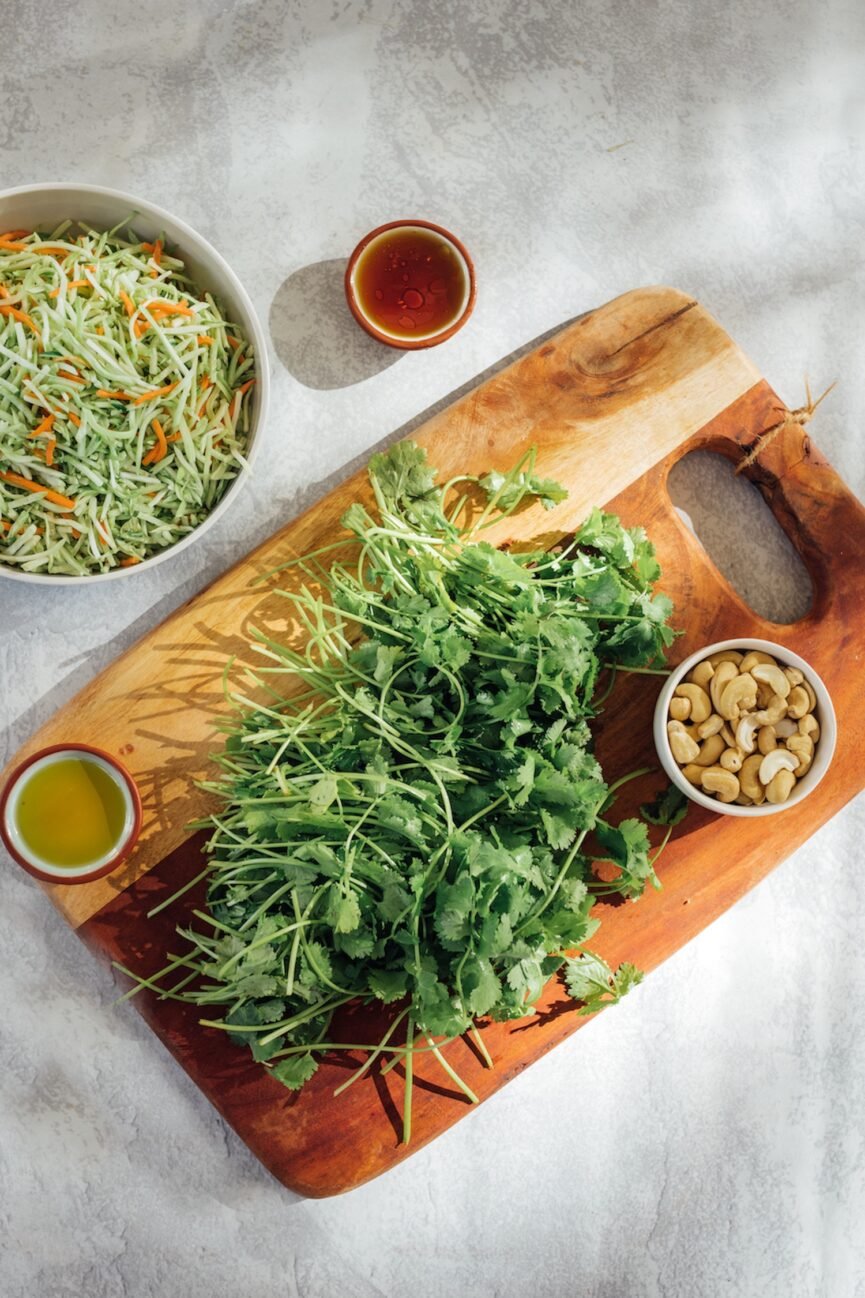 ingredients for broccoli slaw_easy salmon tacos