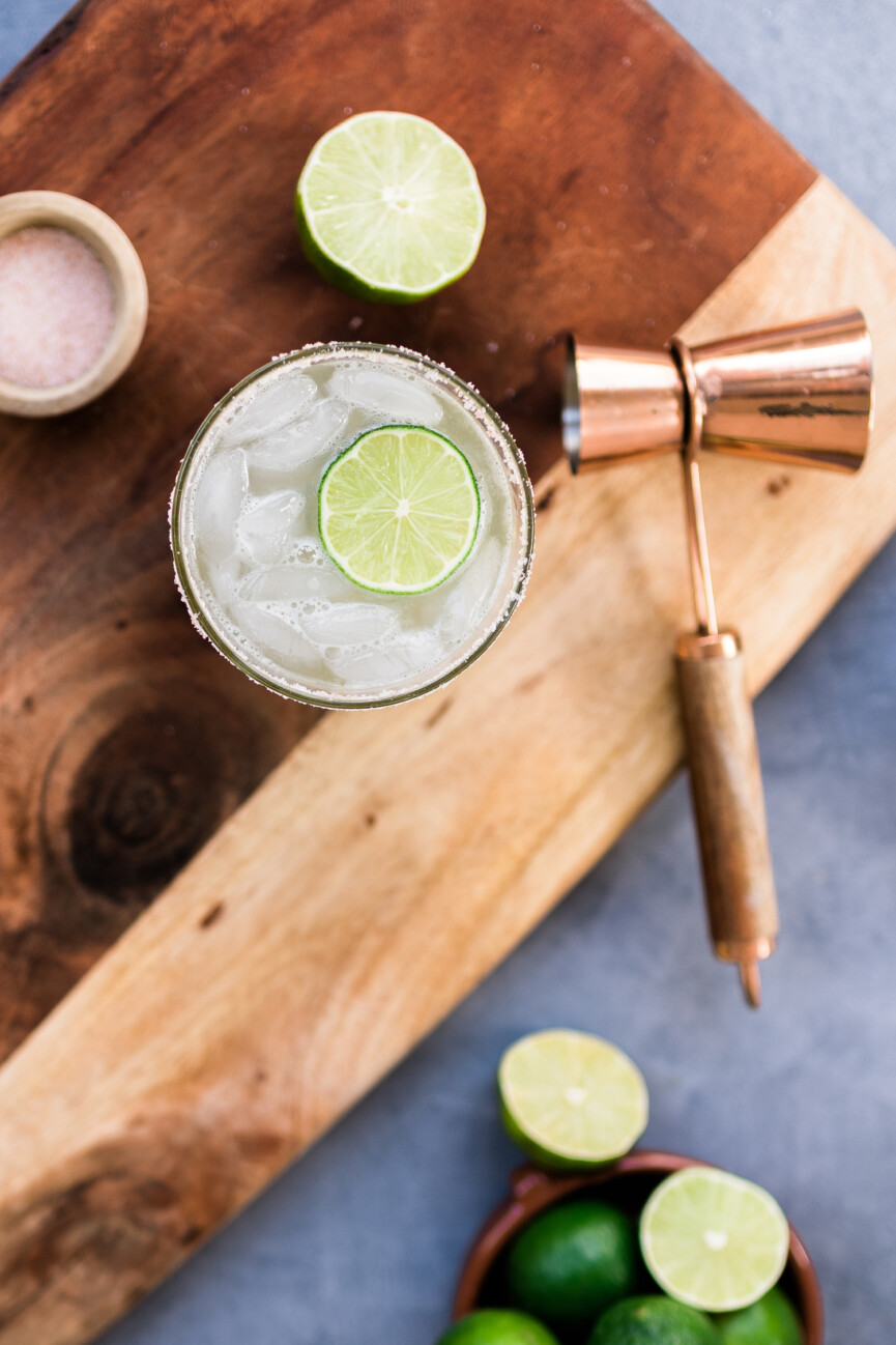 refreshing classic grapefruit margarita