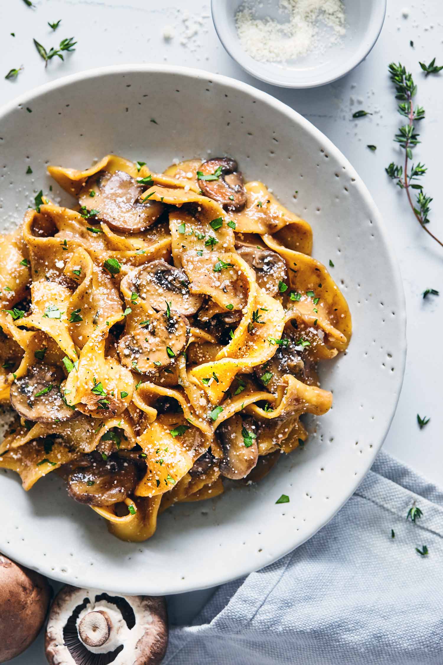 Mushroom Stroganoff_ten-ingredient pasta recipes