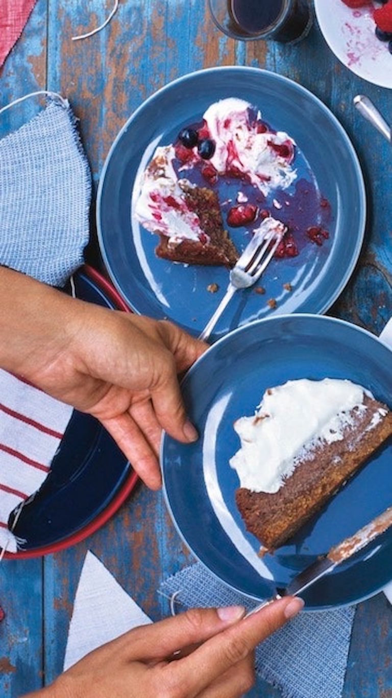 smore-cheesecake-berries-recipe