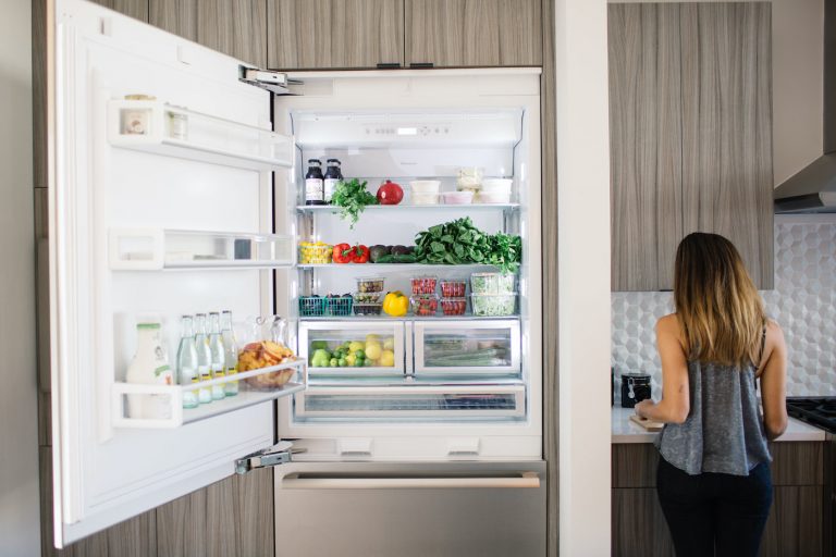 how to perfectly organize your refrigerator, tips for perfectly organizing your fridge, fridge goals, how to organize your fridge, fridge organization tips, refrigerator organization tips