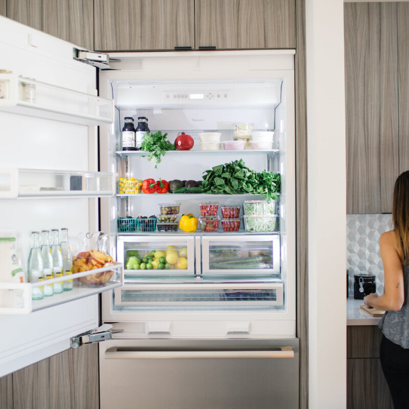 how to perfectly organize your refrigerator, tips for perfectly organizing your fridge, fridge goals, how to organize your fridge, fridge organization tips, refrigerator organization tips