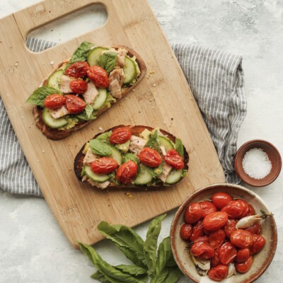 tuna nicoise toast
