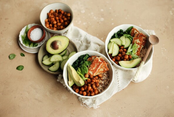 tandoori spice inspired toasted chickpea grain bowl