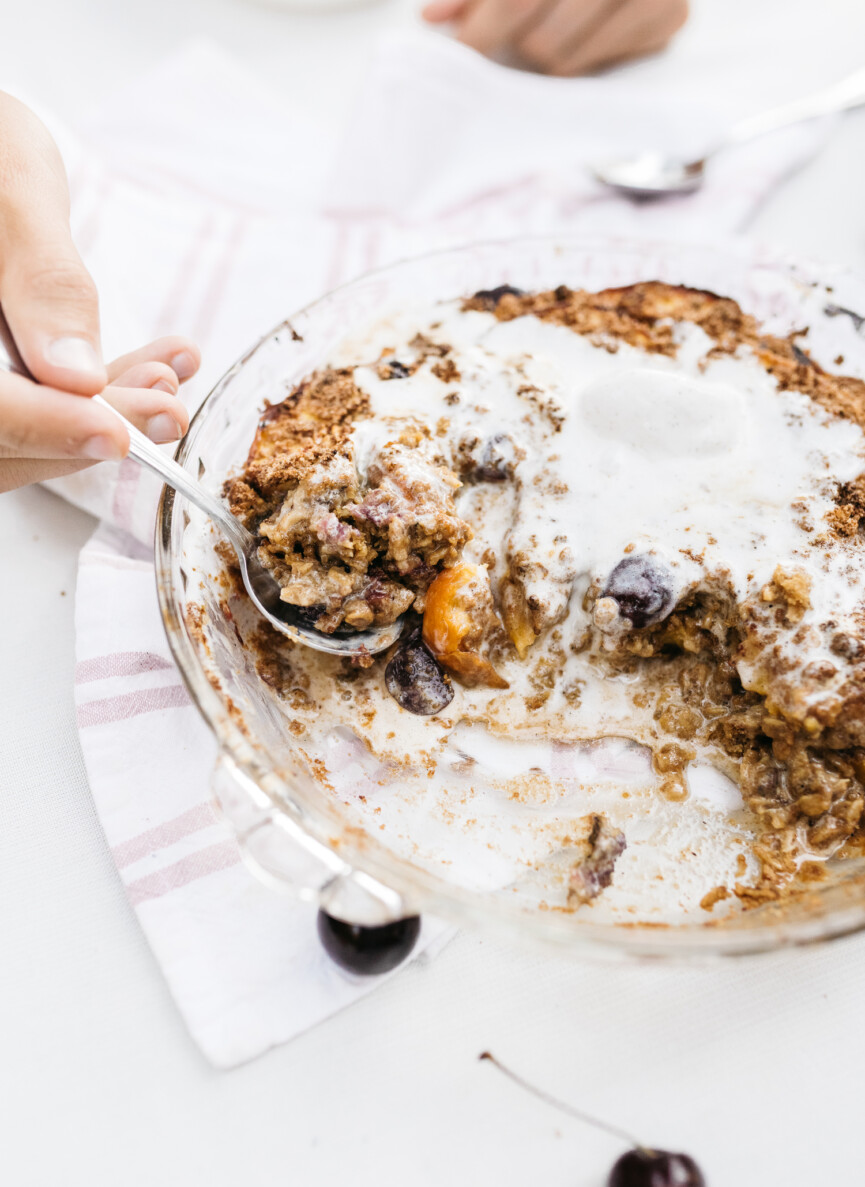 summer stone fruit crisp with cinnamon crumble