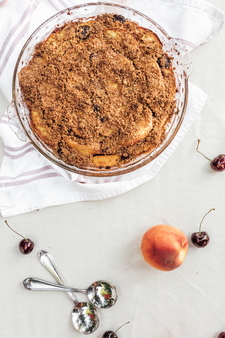 summer stone fruit crisp with cinnamon crumble
