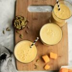 mango lassi drink