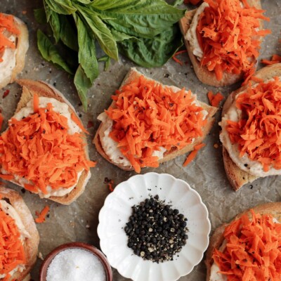 easy and delicious hummus and carrot toast