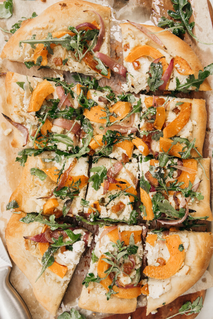 butternut squash flatbread with arugula sliced