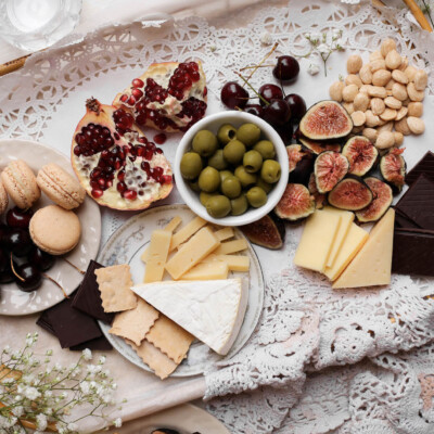 valentines day cheeseboard for two - small batch cheeseboard