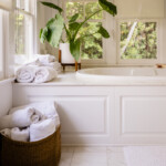 bathtub_how to organize your bathroom