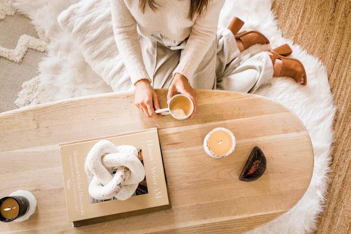 coffee table styling ideas neutral