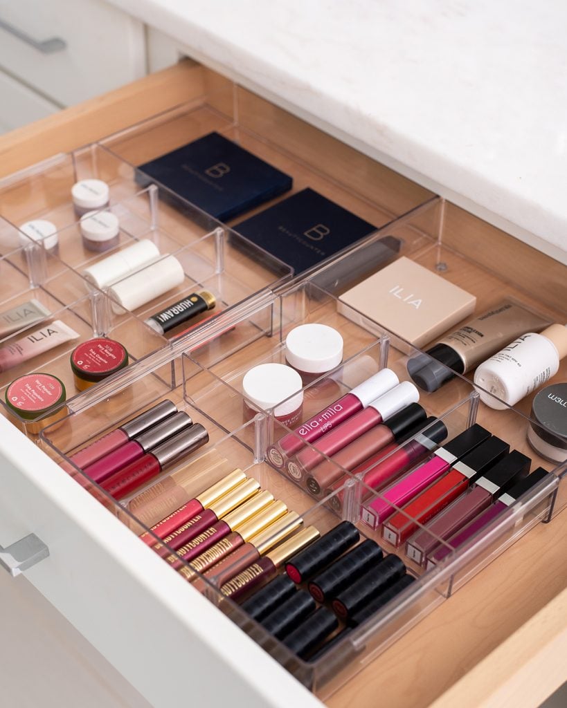 How I Keep My Bathroom Drawers Organized - Fashion Jackson