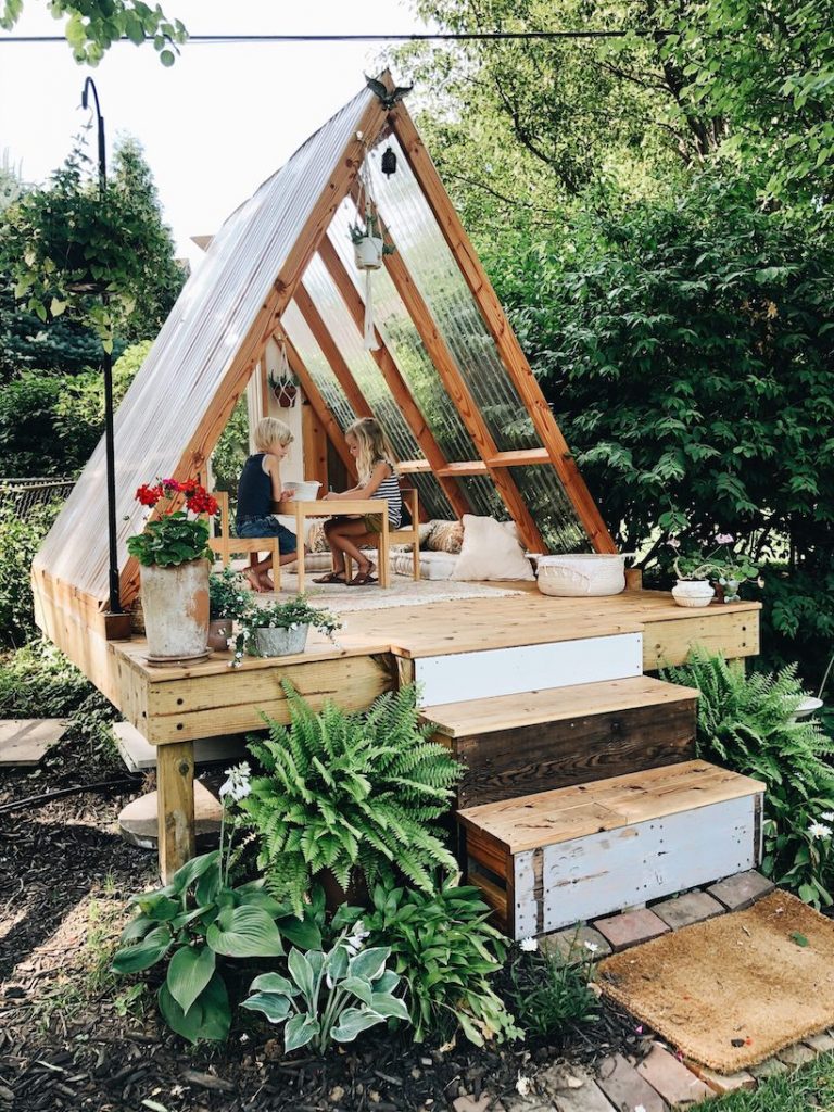 bev cooks beautiful DIY backyard playhouse