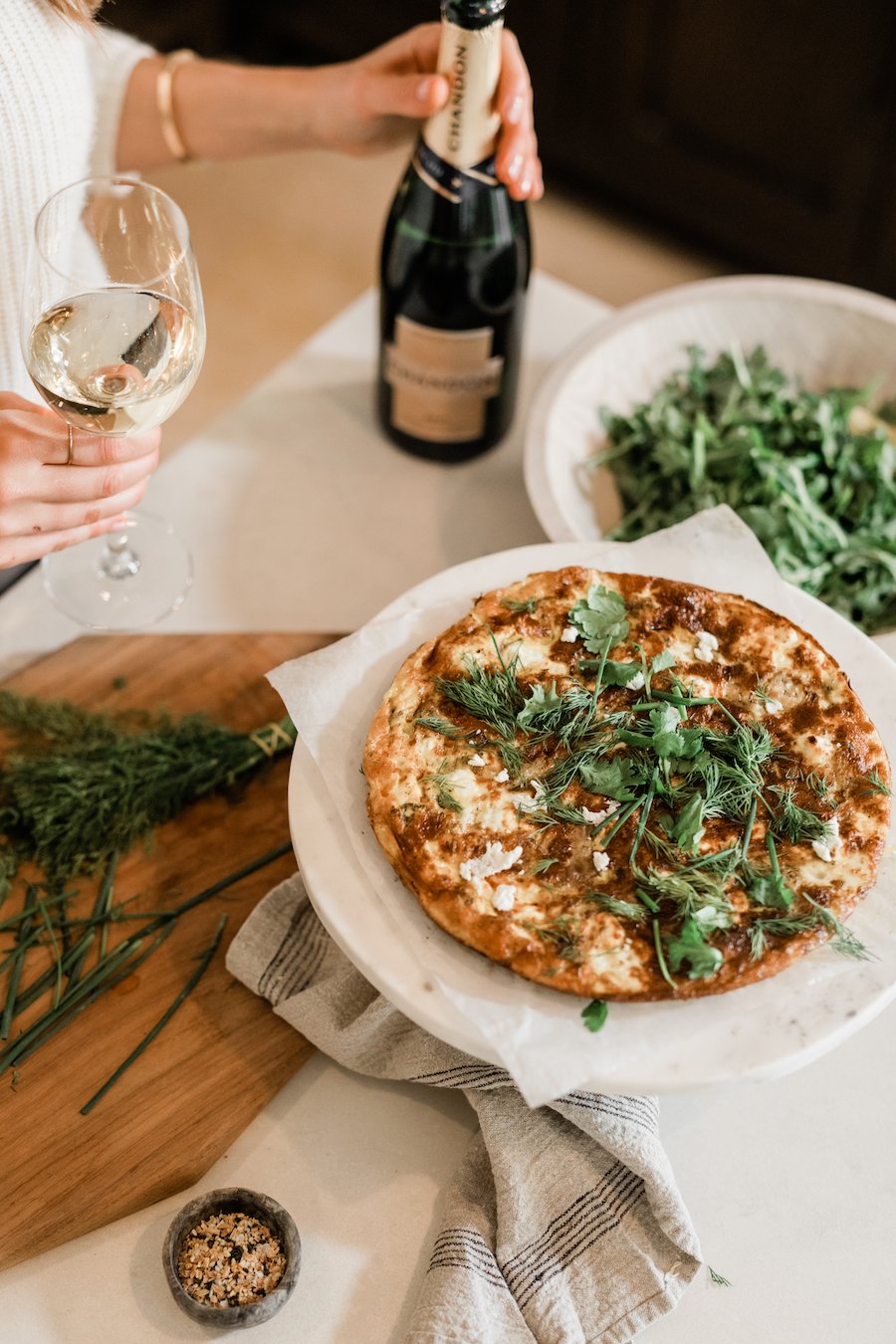 how to make a frittata - red pepper, spinach and goat cheese