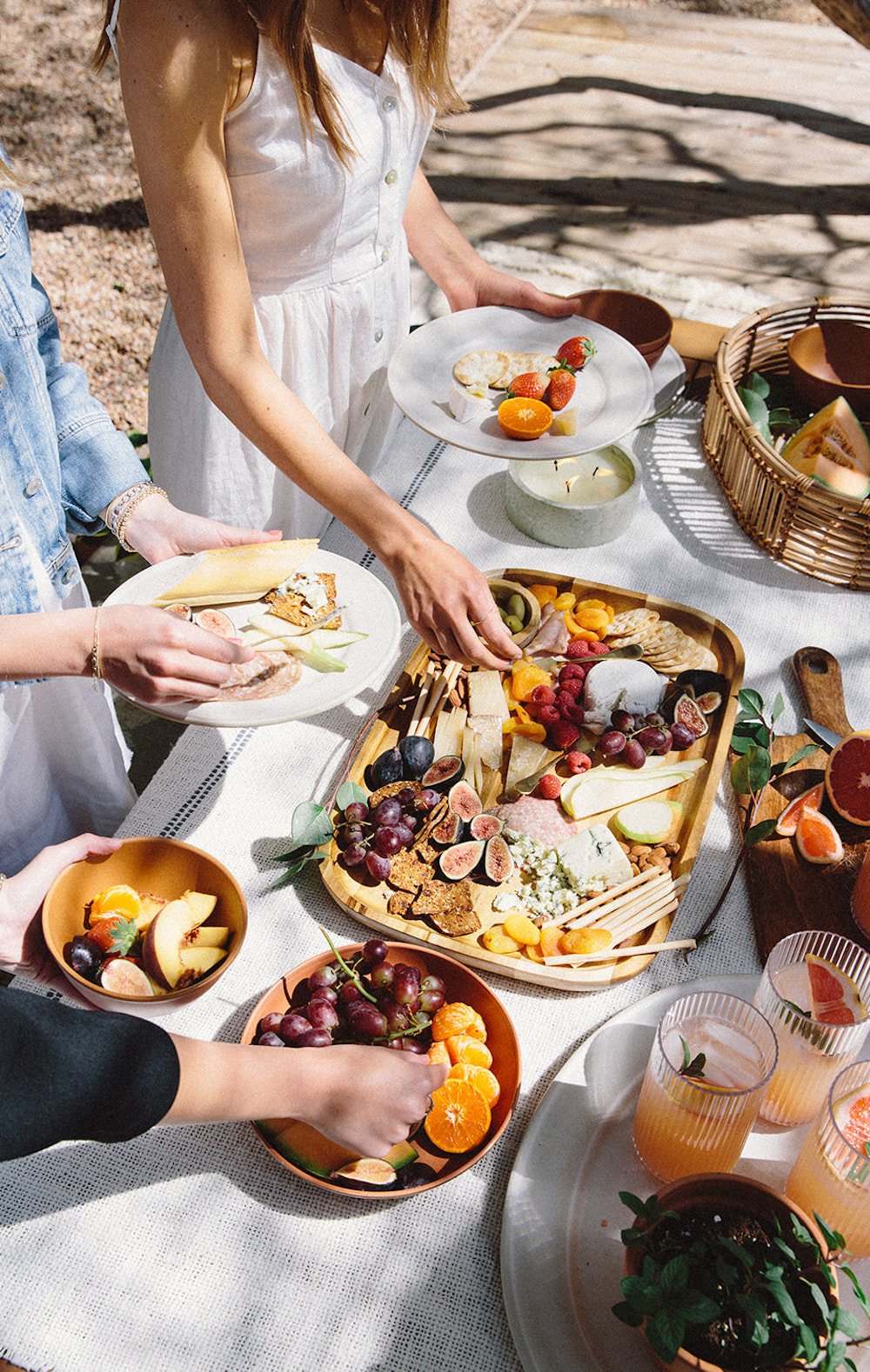 Best Cheese and Charcuterie Board for Spring Picnic - Grazing Table