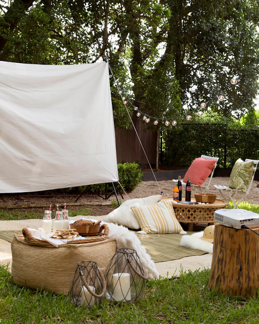 outdoor movie in backyard