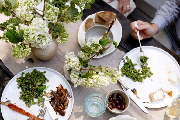 At Home With Kennesha Buycks, Restoration House Blog, outdoor summer dinner party