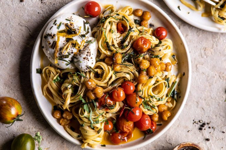 These 15 Light Pasta Recipes Are Bursting With Summer Flavors