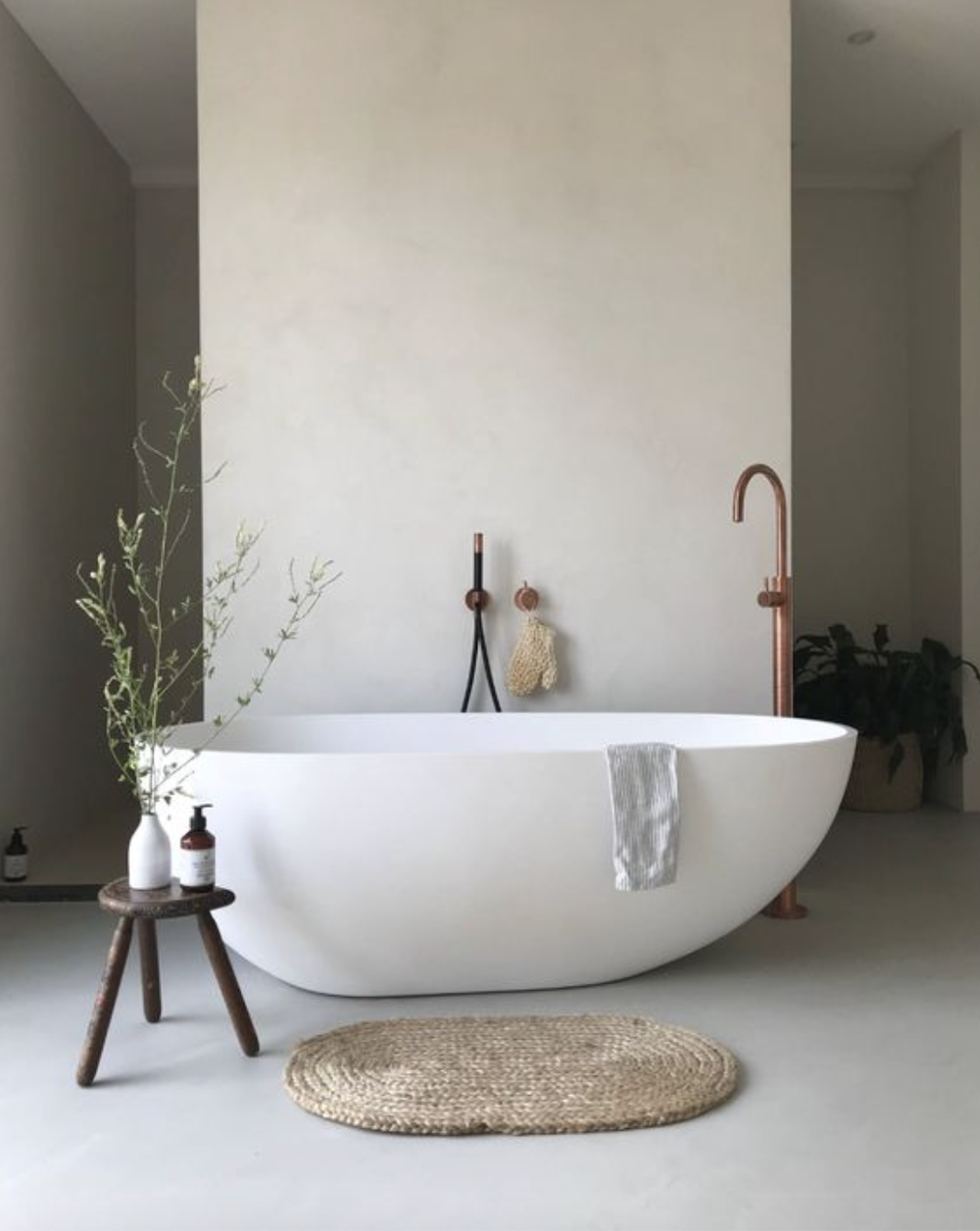 Simple Bathtub with Woven Bathmat