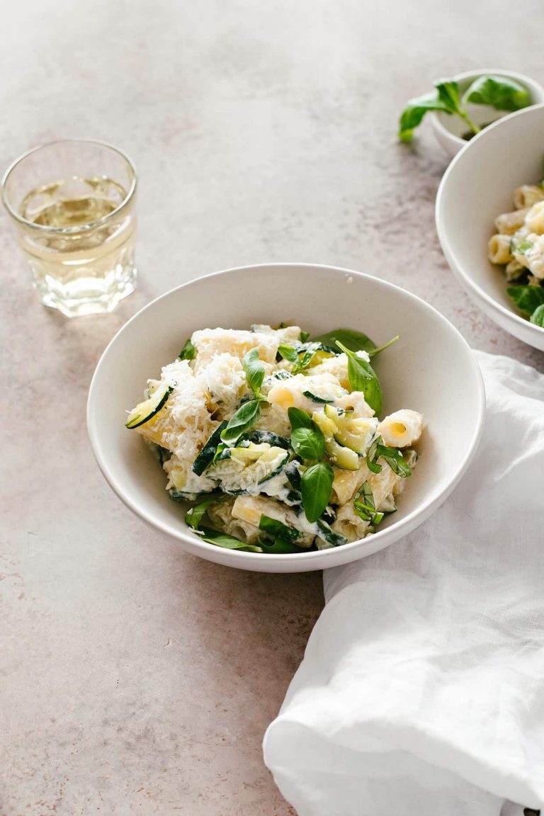 Lemon ricotta zucchini pasta - light pasta