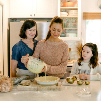 Camille and her mom and daughter Phoebe - How to make fall pies for Thanksgiving - pie baking party