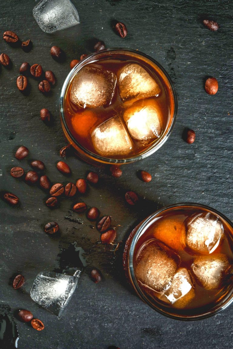 Black Russian cocktail recipe