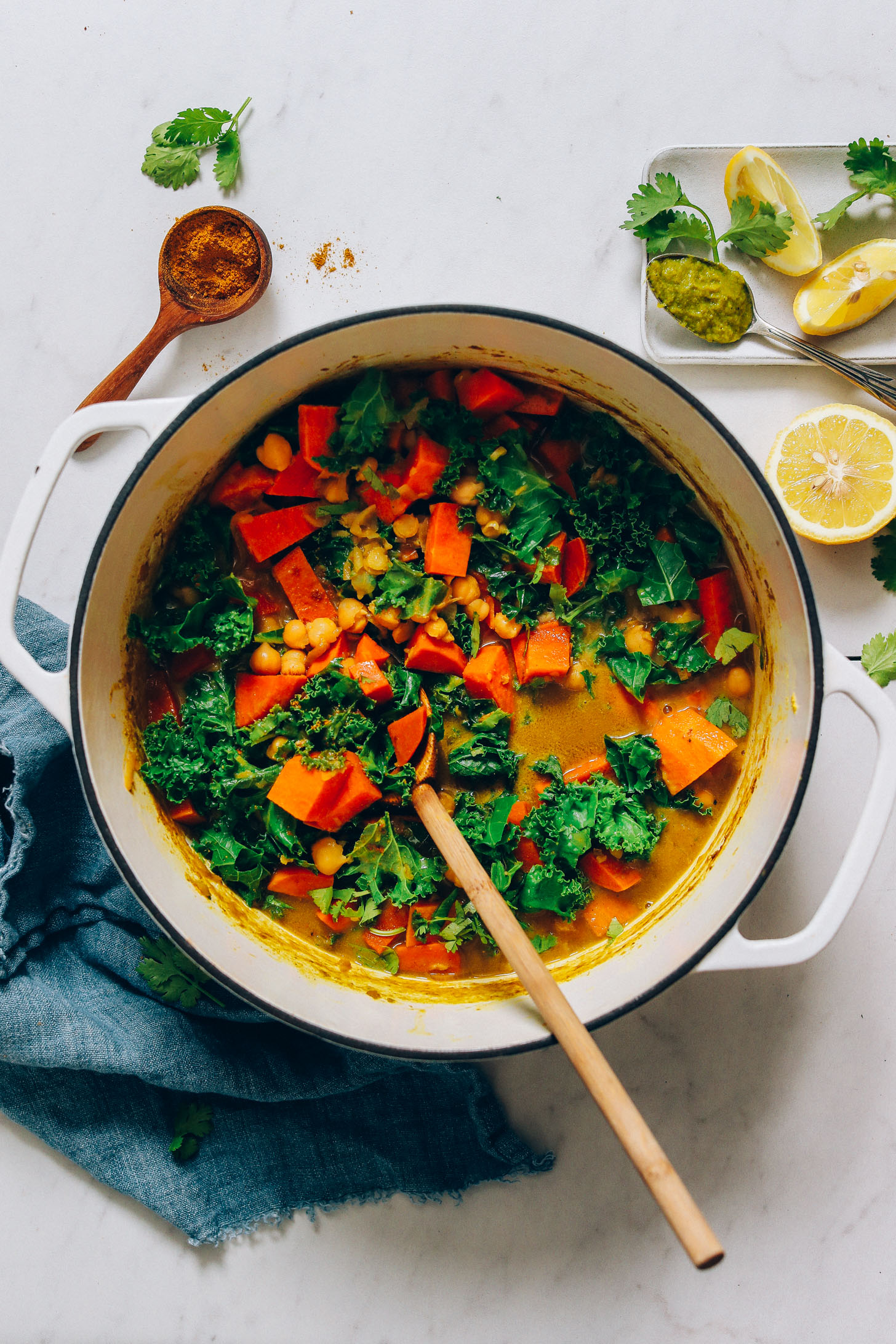 green curry with chickpeas, kale, and sweet potato - minimalist baker