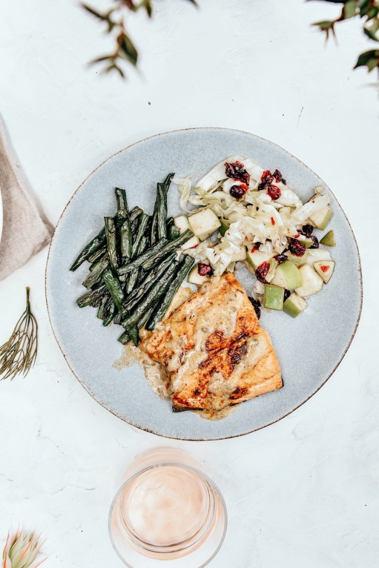 Overhead table - simple weekday dinners with Green Chef