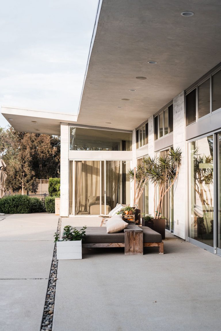 modern farmhouse - helene henderson home designed by architect doug burdge - malibu farm