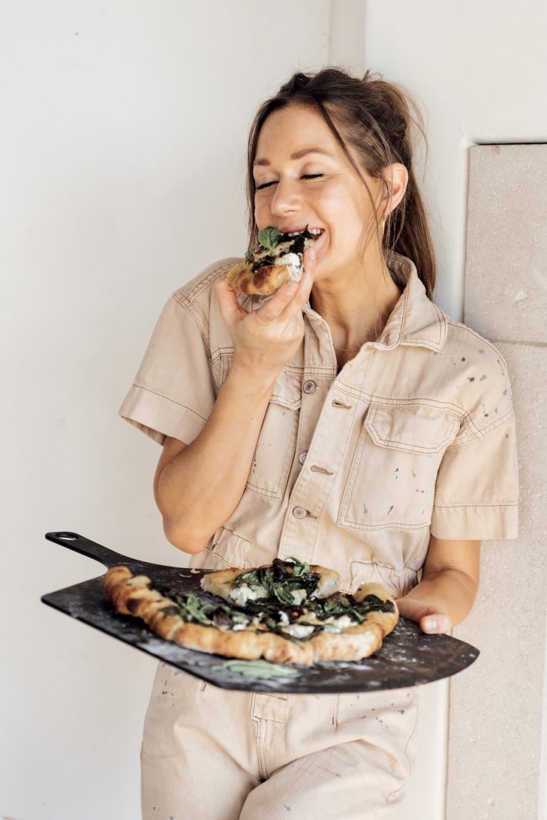 Camille Styles spinach ricotta pizza_ foods to avoid before bed