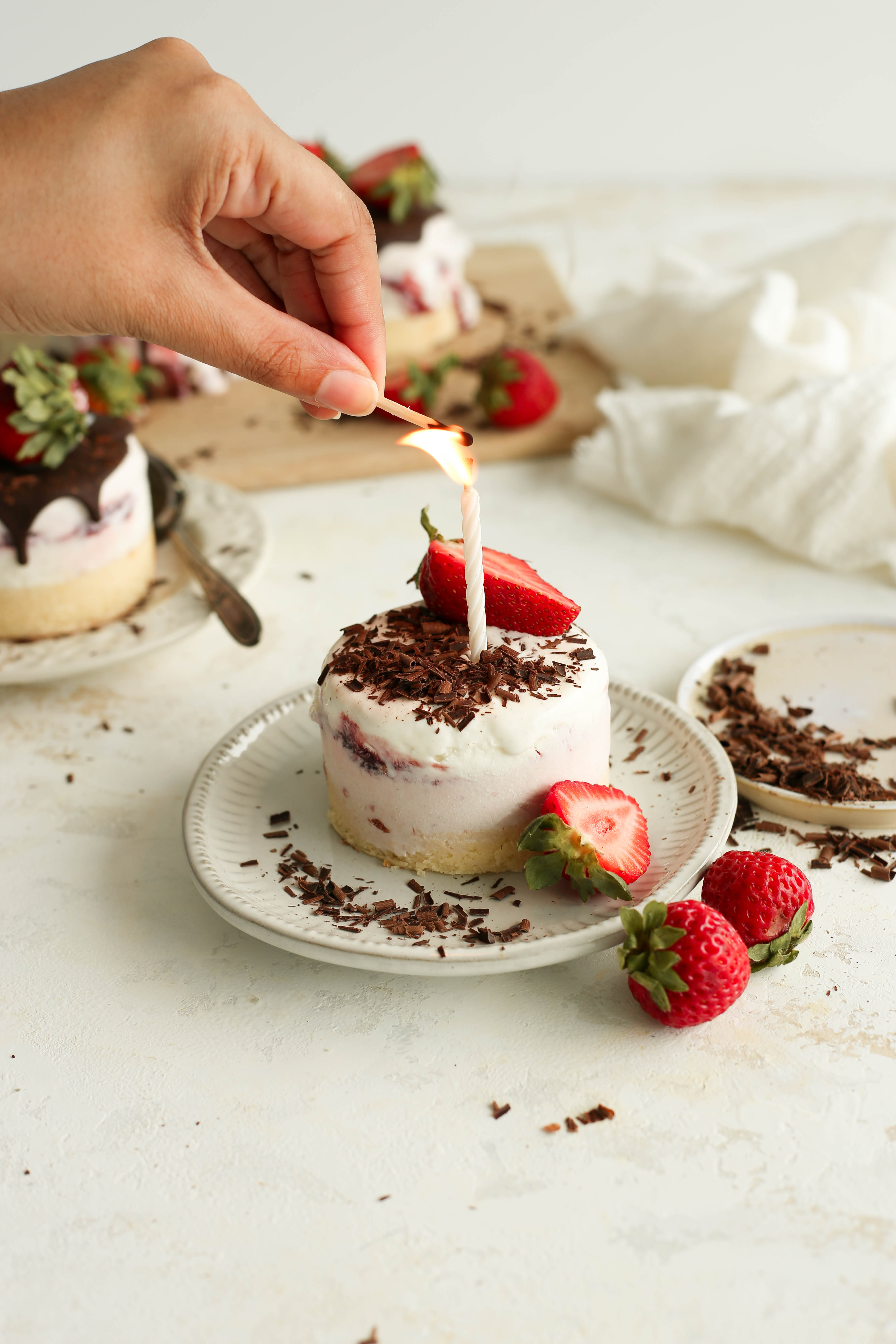 an easy mini ice cream cake to celebrate all the birthdays