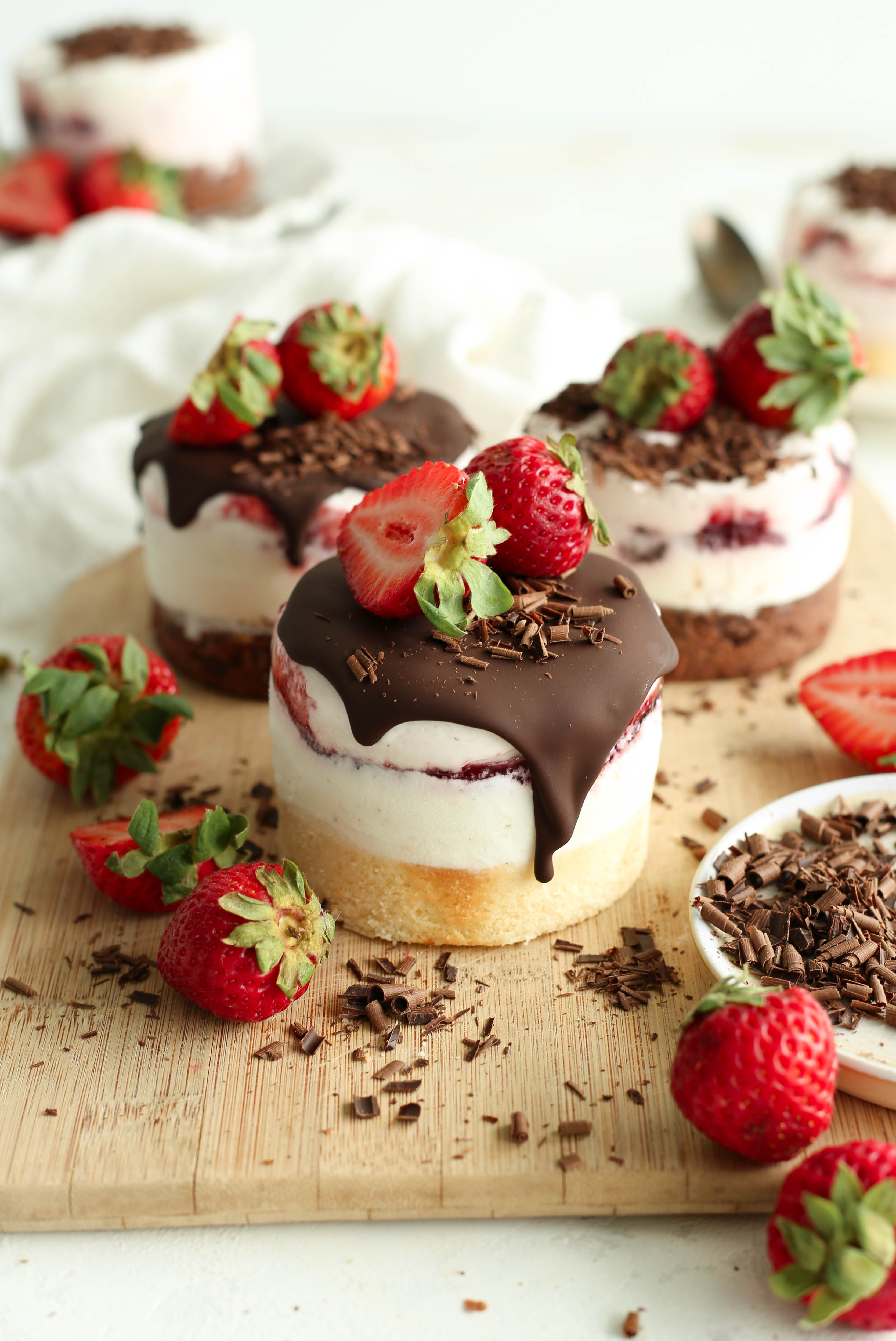 an easy mini ice cream cake to celebrate all the birthdays