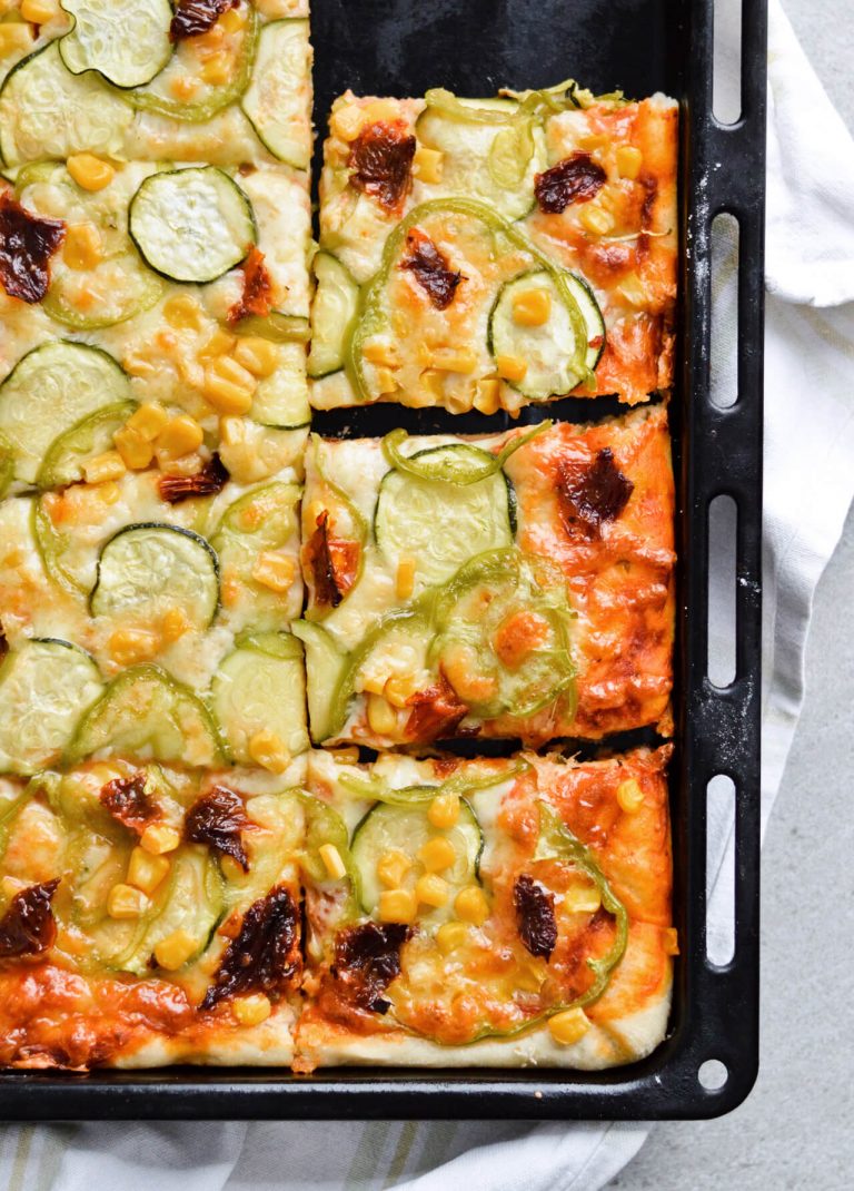 vegetable leaf pizza with salt and sugar