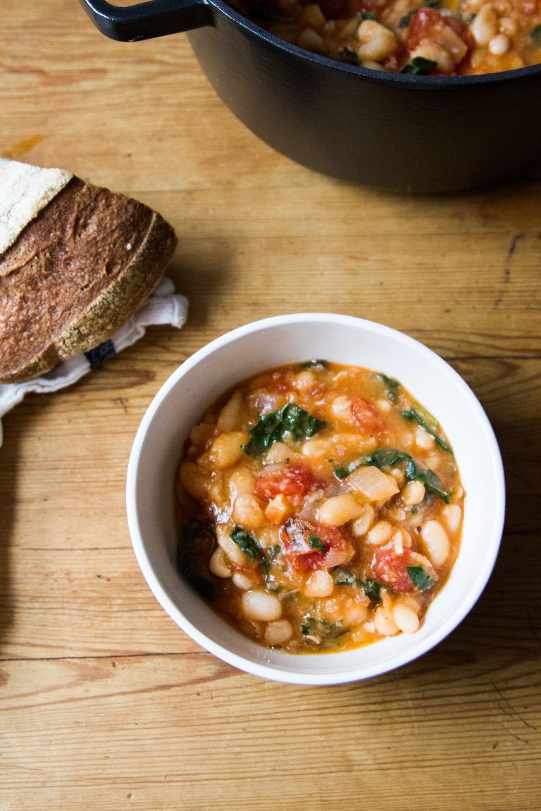 bean soup with tomato and kale