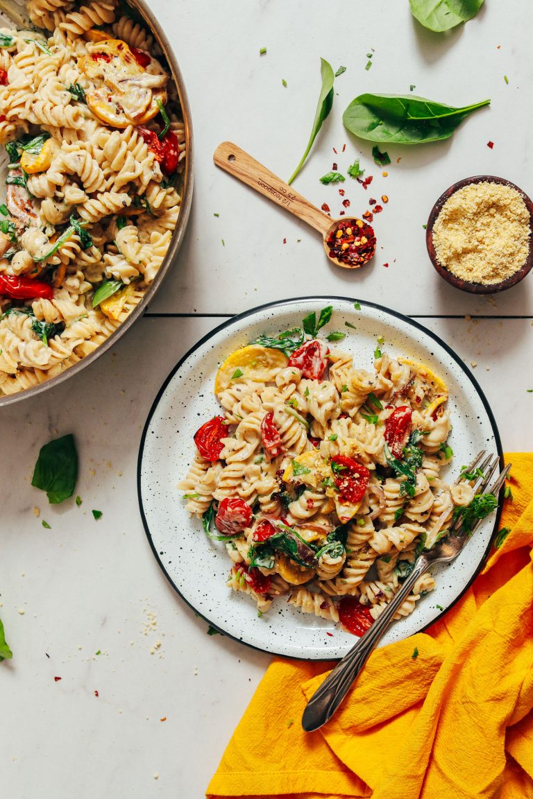 creamy white pasta with summer veggies