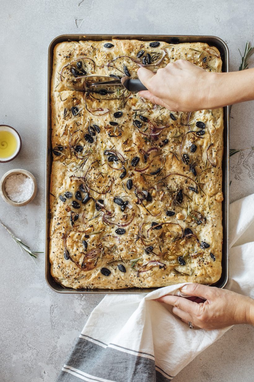 Easy Thanksgiving Appetizer - No-Knead Olive & Rosemary Focaccia Recipe