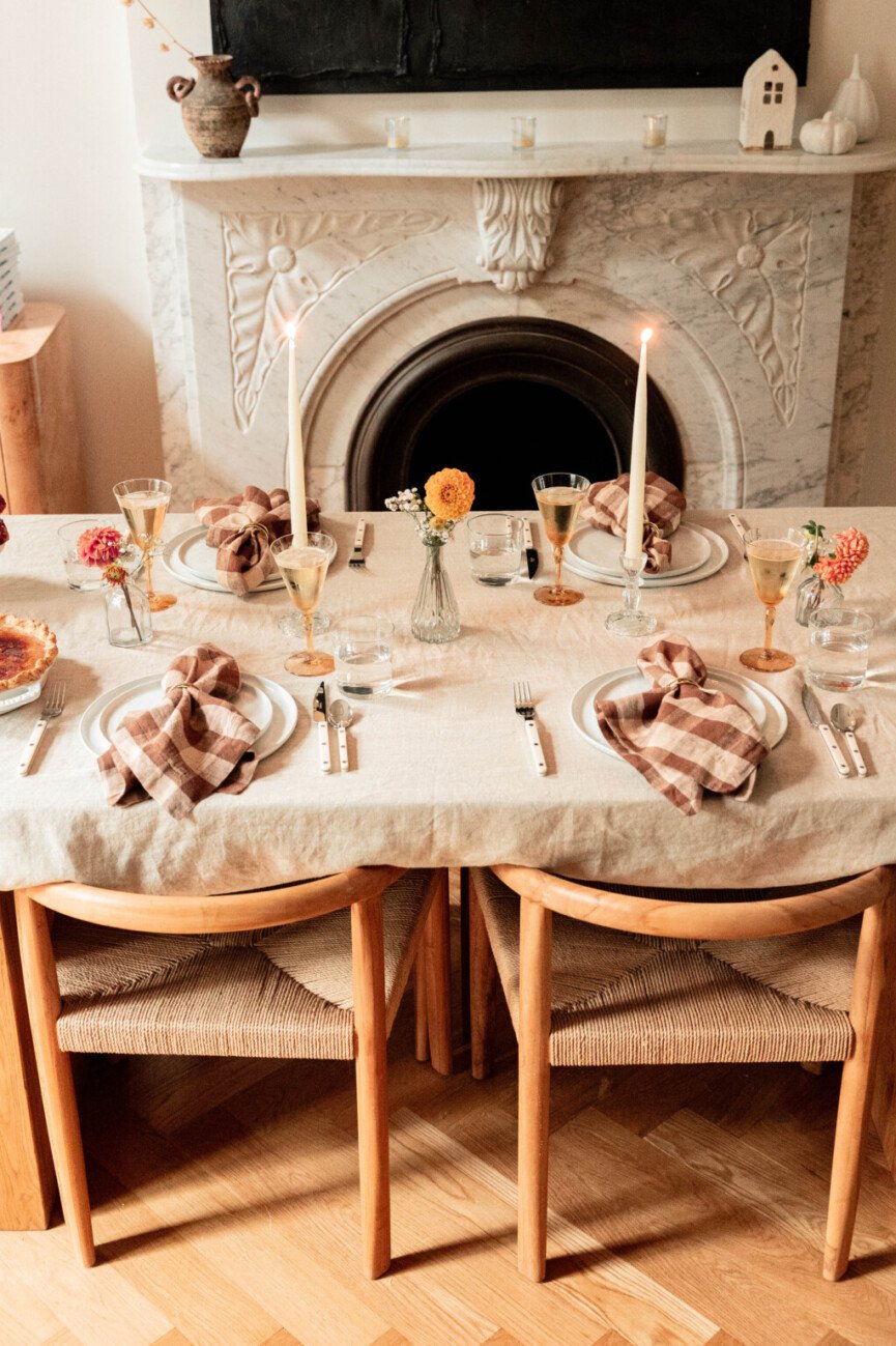 dinner party table for small space