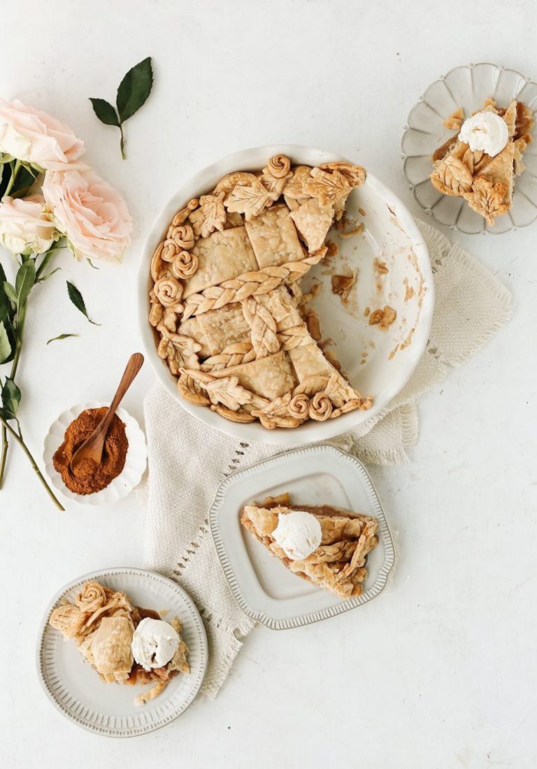 Apple and ginger pie