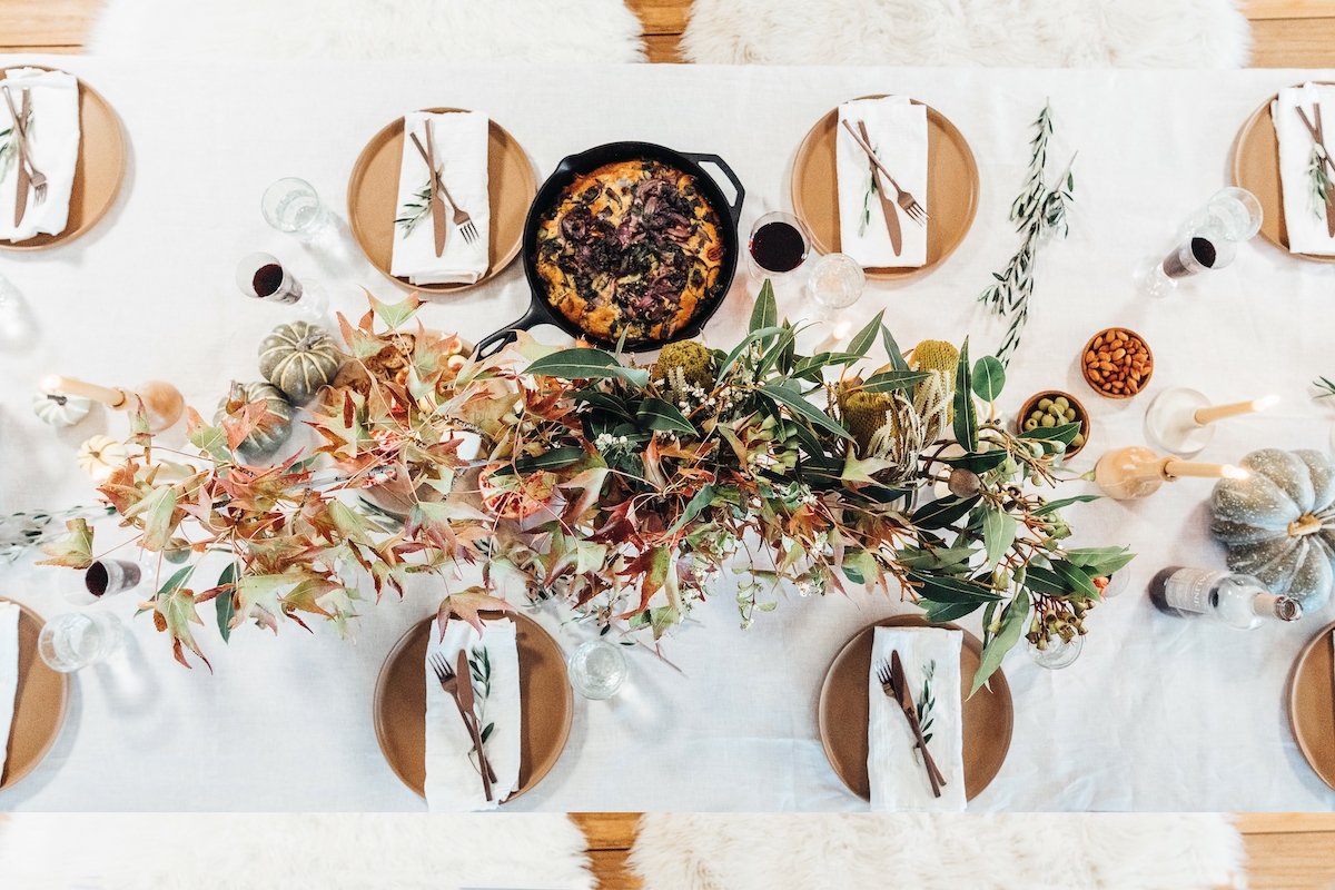 Setting and Decorating the Perfect Thanksgiving Table - Elite Traveler