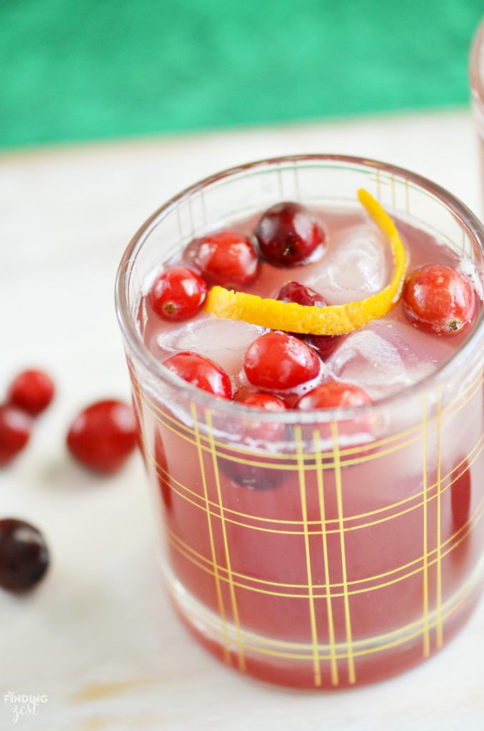 Cranberry Pineapple Mocktail - holiday mocktail recipes