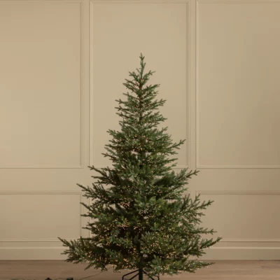 7' Norway Spruce Pre-Lit Faux Tree